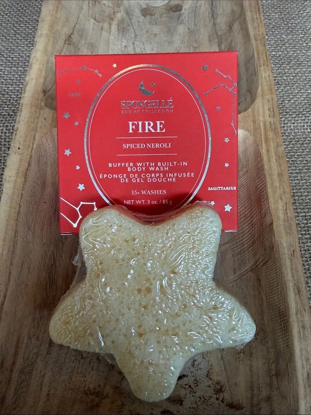 Spongellé Fire Spiced Neroli Exfoliant - Red with Silver Accents